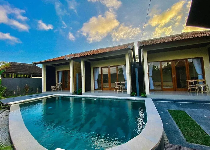 Laiss And * Ubud